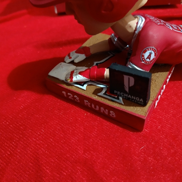 Mike Trout 2016 MVP Bobblehead - Picture 6 of 6